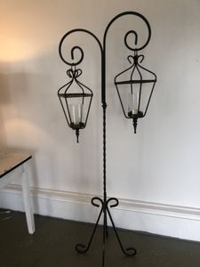 Farol de Metal Negro con Soporte para Exteriores, Patio, Balcón, Mesa, Decorativo, Porta Lámparas de Ambiente - Product Image 2