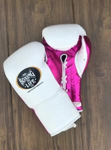 No Boxing No Life Ensemble d'entraînement et de sparring de boxe en cuir véritable de haute qualité, comprenant protège-tête et protège-pénis, rose - blanc - Product Image 2