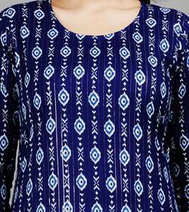 Ensemble Kurta Pantalon Long Formel en Tissu Oxford de Coton Imprimé Floral Bleu Marine Aarti Fashion, Séchage Rapide, Élégant, Vêtement Ethnique pour Femmes - Product Image 1