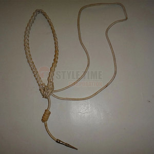Nueva en Stock: Elegante Aiguillette con Detalle Trenzado y Artesanía de Alta Calidad - Product Image 2