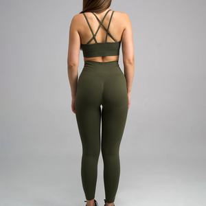 Ensemble de yoga 2 pièces pour femme : Leggings taille haute et brassière de sport à col rond, couleur unie, tenue d'entraînement longue, anti-bactérienne - Product Image 2