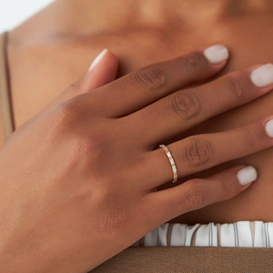Anillo de Boda para Mujer de Oro Sólido de 14k con Diamantes Baguette Eternity de 0.64 CT, Anillo de Aniversario, Anillo Apilable de Fine Jewelry - Product Image 6