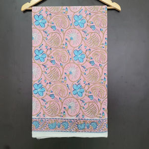 Tissu en coton tricoté écologique imprimé à la main, motif Mughal Butta, large, pour robes et couture pour enfants et femmes, idéal comme cadeau - Product Image 1