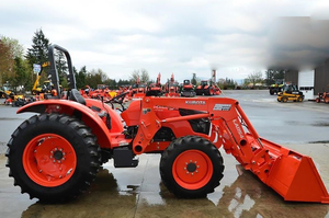 Tractor 2026 M5660SUHD 210HP 4WD con Transmisión por Engranajes, Equipo Premium Listo para Exportación, Suministro a Granel para Trabajo Pesado - Product Image 6