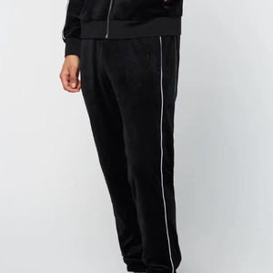 Ensemble de sport en velours prêt à l'emploi pour hommes, collection hiver personnalisée, vêtements de sport OEM, fourniture directe usine - Product Image 5