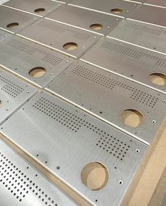Composants de quincaillerie usinés en aluminium CNC de haute qualité, pièces de fabrication de tôlerie à prix compétitif en Inde - Product Image 2