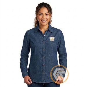 เสื้อเชิ้ตผู้หญิง ODM แขนยาวแบบแร็กแลน ปกคอปกติ สไตล์ลำลอง สำหรับชมรม SIGMA GAMMA RHO ผลิตจากผ้าฝ้าย 100% ผ้ายีนส์ - Product Image 4