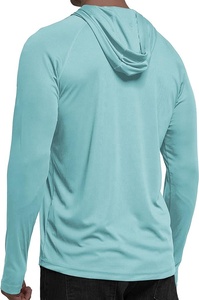 Chemise de performance à manches longues à capuche bleu clair pour homme, respirante, couleur unie, logo sur le devant, pull-over, vêtements d'extérieur pour l'été - Product Image 5