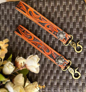 Nouvel arrivage de porte-clés en cuir usiné à la main porte-clés en cuir imprimé floral gaufré accessoires en cuir usiné sangles de clés - Product Image 3