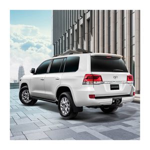 Toyota Land Cruiser 300 Série 3.3 V6 V8 Bi-Turbo Diesel d'occasion 2022 - Product Image 3