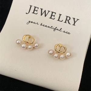 Niche Design European American Retro Stud <b>Earrings</b> Classic CD Letter <b>Pearl</b> Freshwater <b>Pearl</b> <b>Earrings</b> Zhuji Natural Freshwater - Product Image 5