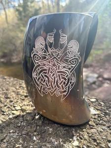Mug en corne de bœuf naturelle de qualité supérieure, fait main, style viking, rustique, médiéval, pour bar. - Product Image 6