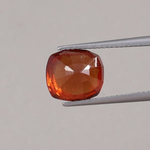Hessonita Roja Natural, Gema Suelta de 5.08 Quilates, Corte Cojín 10x9mm, Certificación IGI, Excelente Calidad, Joyería al por Mayor - Product Image 3