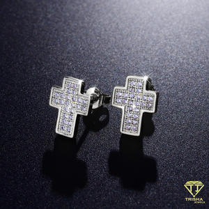 Élégantes boucles d'oreilles clous en diamant de laboratoire croisé, en argent sterling 925, bijoux étincelants et brillants - Product Image 4