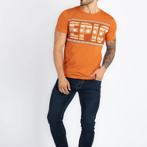 T-shirt personnalisé avec logo graphique, streetwear, impression surdimensionnée, toutes les couleurs et tous les motifs, coton, col rond, coupe ample pour homme - Product Image 4