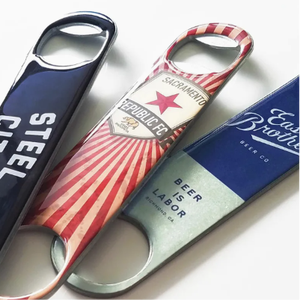 Abridor de Botellas de Acero Inoxidable East Brother, Acabado Metálico Pulido, Impresión de Letras Personalizada - Product Image 5