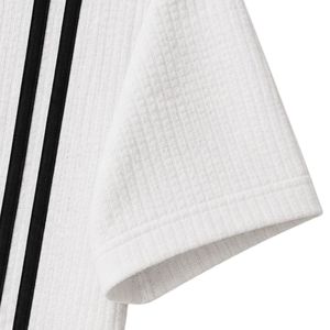Polo de Golf Personalizado Blanco y Negro con Cuello Tipo Waffle, Media Cremallera, Manga Corta, Tejido Texturizado, Logotipo Personalizado, Fabricante de Marca Privada para Hombre - Product Image 5