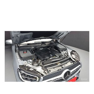 Mercedes-Benz GLC300 4MATIC GLC-Class 2022 avec 34 141 km, boîte automatique, sièges en cuir, conduite à gauche et caméra de recul - Product Image 6