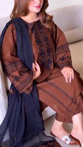Salwar Kameez Bordado Marrón para Mujer, Conjunto Étnico Holgado, Traje Tradicional Indio Pakistaní para Fiesta - Product Image 3