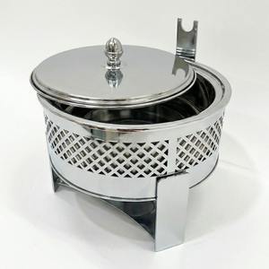 Plat de service rond de luxe de style arabe avec base en bois naturel et couvercle en dôme martelé noir, idéal pour le buffet du Ramadan, unité individuelle - Product Image 5