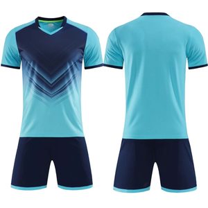 Ensemble de maillots de football personnalisés, uniformes d'équipe directement de l'usine, maillots et shorts, kit de football en gros, vêtements d'équipe athlétique en vrac - Product Image 4