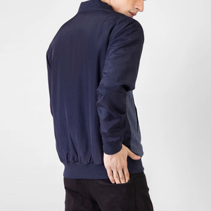 เสื้อแจ็คเก็ตบอมเบอร์กันลมกันน้ำสำหรับผู้ชาย สวมใส่สบายๆ สำหรับกิจกรรมกลางแจ้ง  รับสั่งทำโลโก้ ขนาด และสีตามต้องการ - Product Image 2