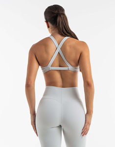 Ensemble de yoga pour femmes tendance 2026, nouvelle collection, respirant, léger, 2 pièces, sans manches, taille élastique, avec logo personnalisé - Product Image 6