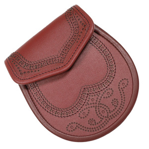 El Sporran de Cuero de Cerdo de la Casa de Argyll es un sporran escocés hecho a mano con cuero genuino. - Product Image 3