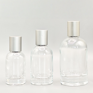 Venta al por Mayor de Botellas de <span class=keywords><strong>Perfume</strong></span> de Vidrio Transparente <span class=keywords><strong>Santal</strong></span> <span class=keywords><strong>33</strong></span> de 30ml/50ml/100ml con Diseño de Hombro Redondo, Hechas en China - Product Image 1