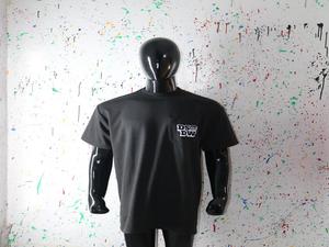 Camiseta Negra 100% Algodón con Bolsillo, Peso Pesado 250 GSM, Lavado Ácido, Transpirable, Estilo Urbano, Estampado por Transferencia Térmica - Product Image 2