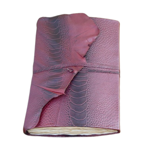 Diario de Cuero con Grabado de Serpiente Borgoña Grande, Cuaderno Rústico Hecho a Mano con Acabado Envejecido, Diario de Viaje, Grimoire con Páginas Desgastadas - Product Image 1