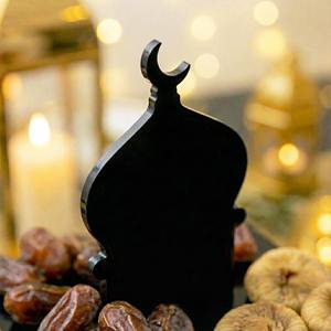 Soporte de servir de acrílico negro de 3 niveles con silueta de mezquita para presentar dátiles, dulces y postres durante el Ramadán y como decoración de mesa. - Product Image 4