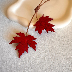 Wholesale High Quality Decorative leather maple leaf bookmark shape ideal for <b>books</b> <b>planners</b> and journals in reasonable price - Product Image 2