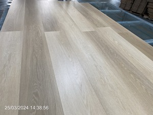 Suelo SPC Impermeable, Plancha de Suelo Rígida con Textura de Madera, Vinilo con Sistema de Clic para Uso en Baños - Product Image 6