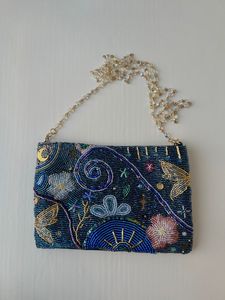 Handmade Seed <b>Beaded</b> Embroidered Crossbody Handbag with Adjustable Strap <b>Large</b> Capacity Zip Closure Fashionable Womens Purse - Product Image 6