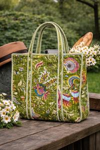 Sac fourre-tout matelassé en pur coton fait main indien pour femme, idéal pour la plage, les soirées, le rangement et les voyages, imprimé - Product Image 3