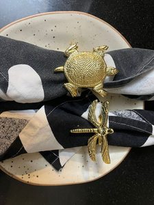 Elegantes Anillos de Servilleta de Metal Dorado con Forma de Libélula para Mesa de Comedor, Banquete de Boda, Fiesta y Decoración de Mesa de Lujo - Product Image 6
