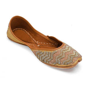 Pakistani Handmade Bridal <b>Khussa</b> Shoes with Beaded Embroidery Traditional Multani Jutti for Women Wholesale - Product Image 2