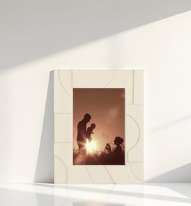 Mesa Resin Photo <b>Frames</b>, Set of 2 (<b>4x6</b>” and 5x7”) - Product Image 3