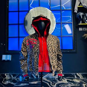 Sweat à capuche zippé pour homme, double épaisseur, motif léopard, avec broderie et appliqué patchwork vieilli imprimé - Product Image 1