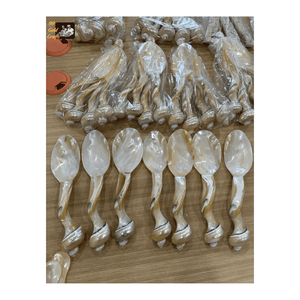 Cuchara de caviar de nácar natural hecha a mano en Vietnam, cuchara decorativa premium hecha a mano. - Product Image 6