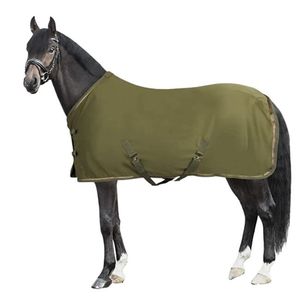 Manta para caballo diseñada con tela cómoda, cobertura confiable y un ajuste seguro para descanso en establos, viajes y protección al aire libre. - Product Image 1