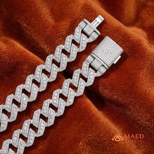สร้อยคอเงินแท้ 925 ประดับมอสซาไนต์ ดีไซน์แบบ Cuban Link  เครื่องประดับแฟชั่นสำหรับผู้หญิงและผู้ชาย  งานจิวเวลรี่ชั้นดีจากนิวยอร์ก  ดีไซน์ทันสมัยคลาสสิก - Product Image 4