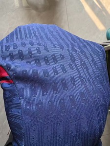 เสื้อฟุตบอลทีมเยือนสโมสรเอซีมิลานแบบเรโทร ปรับแต่งได้ตามต้องการ แบรนด์สั่งทำพิเศษ - รุ่นแฟนคลับของนักเตะคาค่า ยามาล ผ้าโพลีเอสเตอร์ 100% สำหรับผู้ใหญ่ 男女兼用 - Product Image 4