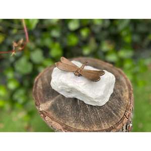 Adorno de Libélula de Bronce, Artesanía Metálica para Decoración de Jardín, Disponible en Cantidad Mínima Baja - Product Image 5