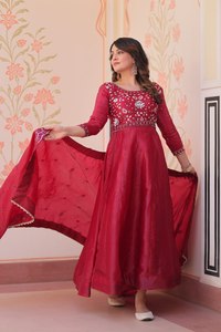 Trending Arrival Women Pure Gold Crush Gown Dupatta <b>Set</b> Latest Designer Kurti with Pakistani-Style Salwar Kameez Ethnic Suit - Product Image 2