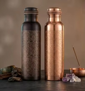 Hammered copper water <b>bottle</b> Modern style drinkware set Portable copper <b>bottle</b> cups Home use copper set - Product Image 4