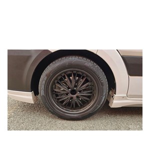 Hyundai Solati Limusina 2018/9 con 90,977 km, Diésel, Caja de Cambios Automática, Asientos de Cuero, Cámara Trasera - Product Image 5