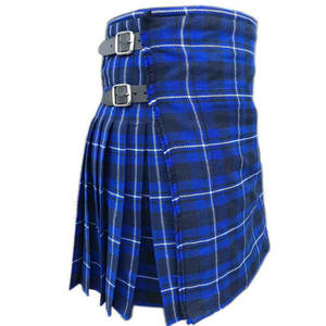 Kilt écossais en tissu léger avec sangles en cuir et fermeture à boucle réglable, kilt écossais moderne - Product Image 1