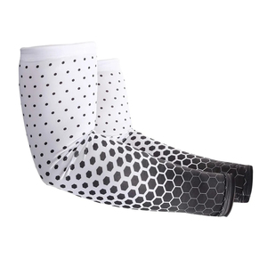 Manchons de compression athlétiques imprimés sur mesure, protection UV, motif tatouage, protège-bras de sport, équipement de protection solaire - Product Image 4